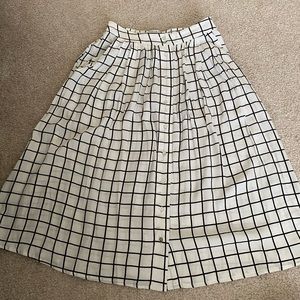 Black and white midi skirt
